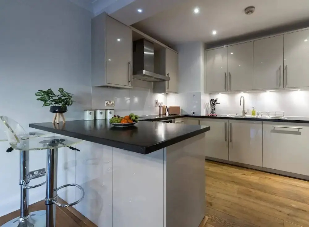 Westbourne Terrace Apartment in London Paddington