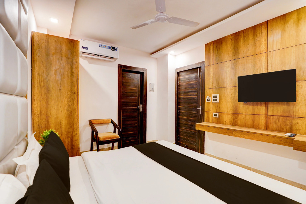 Hotel O Haridwar Near Shanti Kunj