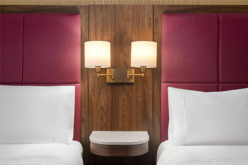 Hampton Inn Majestic Chicago Theatre District