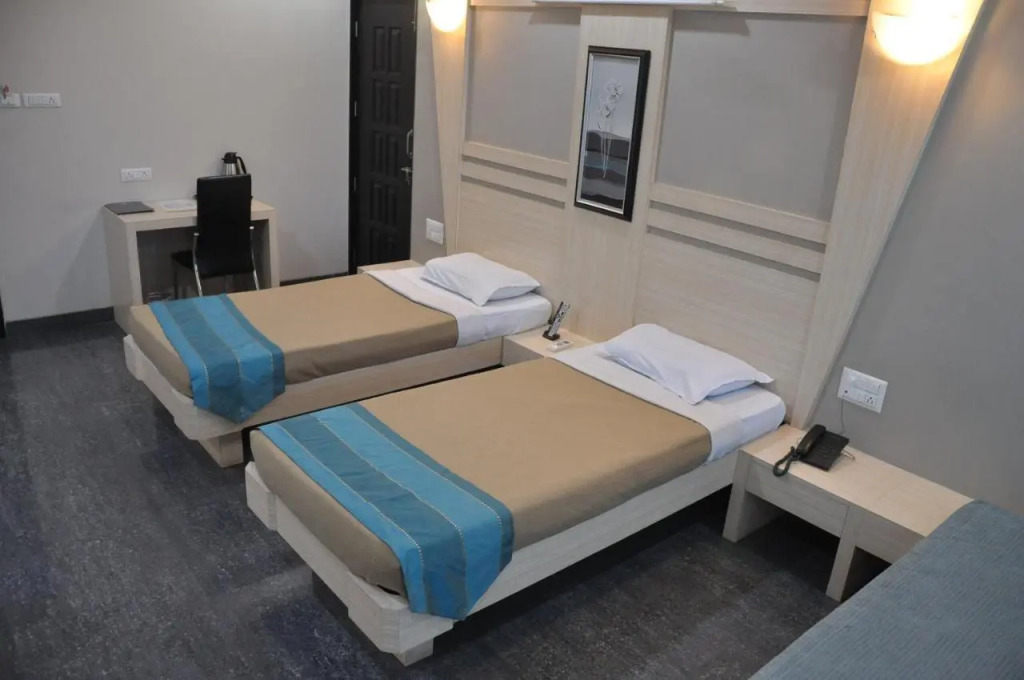 Lotus Hotel