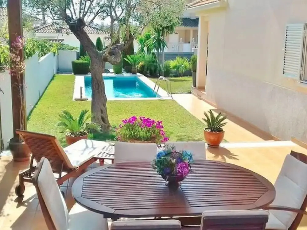 Belvilla by OYO Casa Linda
