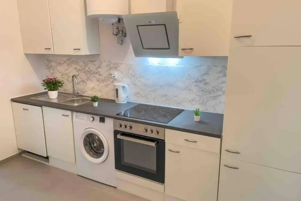 Renovated Cosy Studio near Central Station