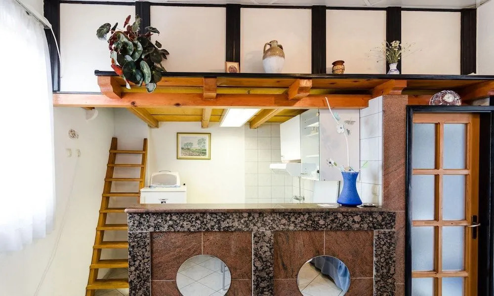 Apartments and Rooms Tatjana