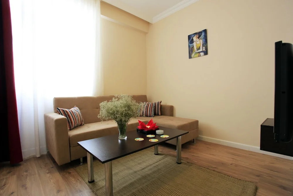 Alsancak City Hostel