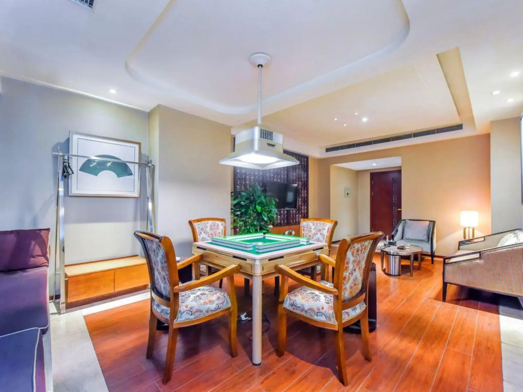 Hantang Laojiao Grand Hotel (Jinjiang District Government Affairs Center)