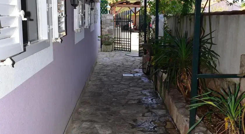 Apartments Lusi