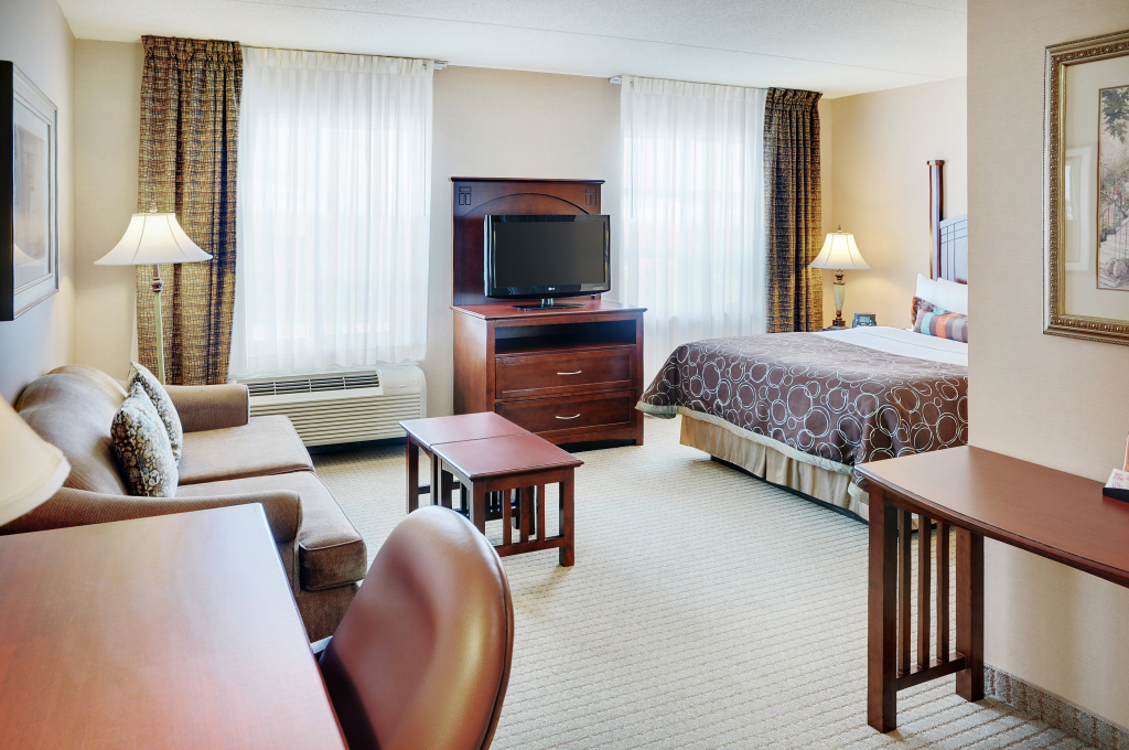 Staybridge Suites Oakville Burlington by IHG