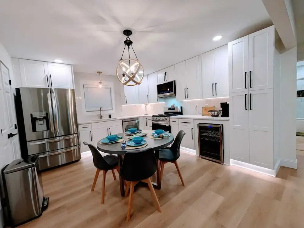 10 Burnett Home