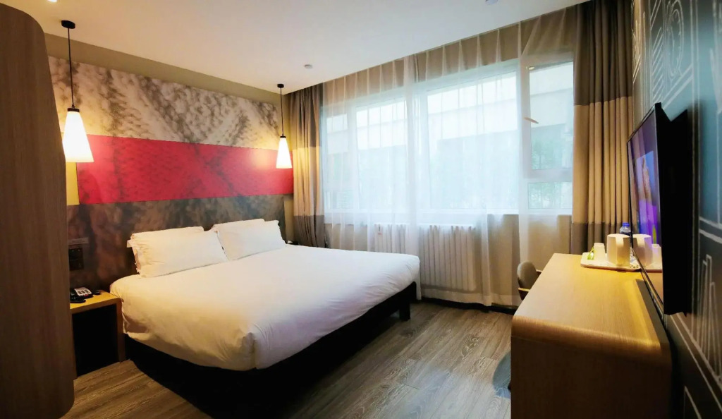 Ibis Hotel (Tangshan Wanda Plaza)