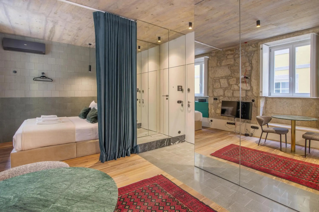 62 Design House
