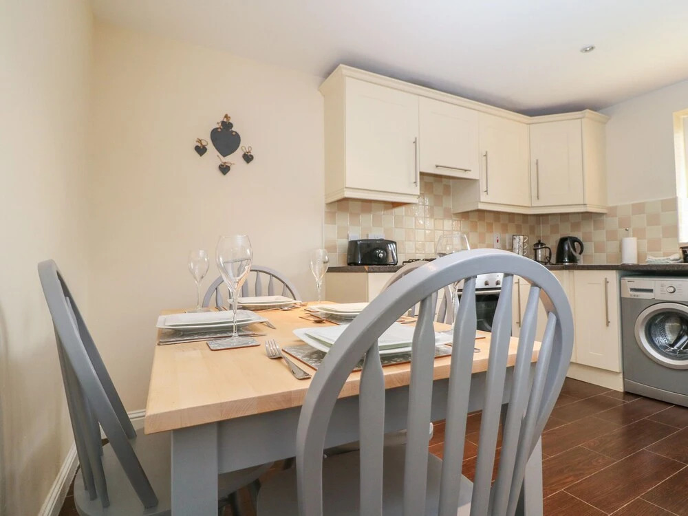 Fosse Cottage