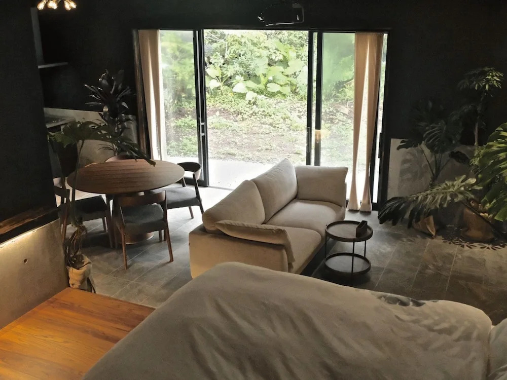 LAVA SAUNA &VILLA