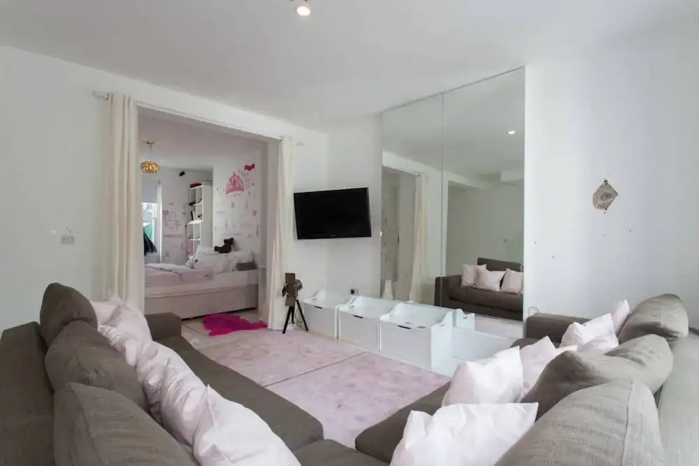 5 Storey 5 Bedroom House in Kilburn