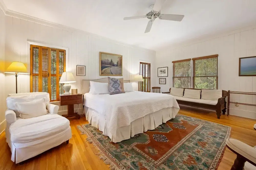 Natural And Serene Home Away From Home 5 Bedroom Home by Peace Vacations
