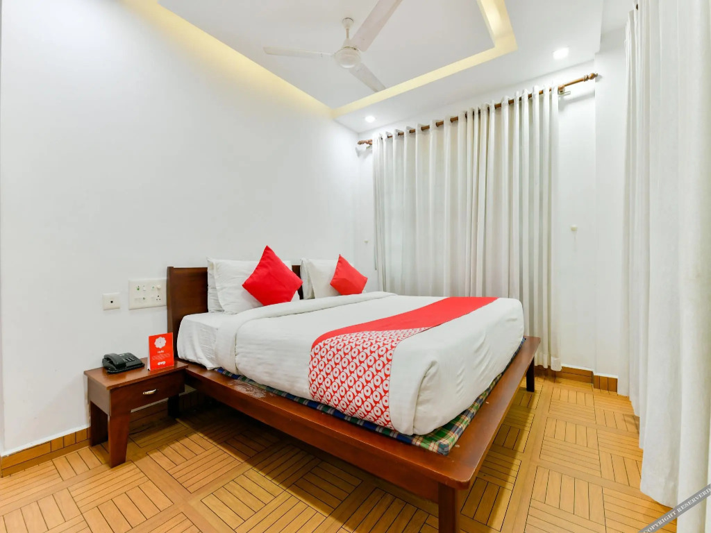 Townhouse City Center Ernakulam