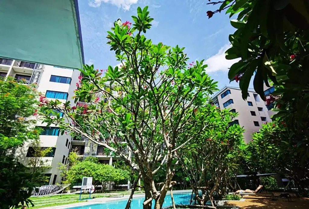Blossom Sathon Condo