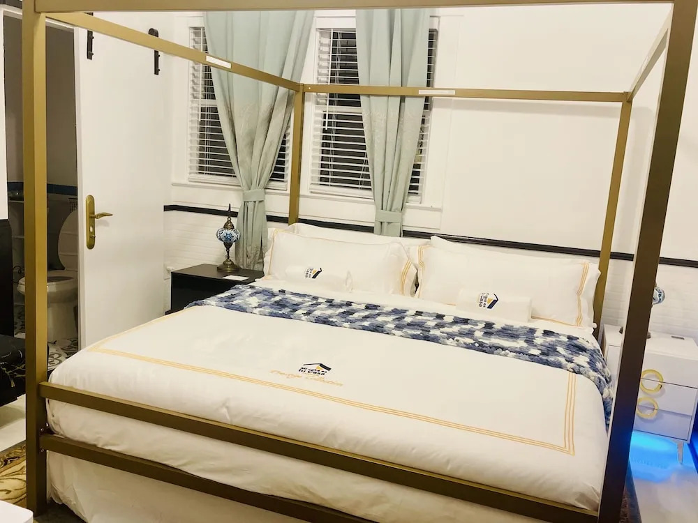 Prestige Collection, Hotel Boutique
