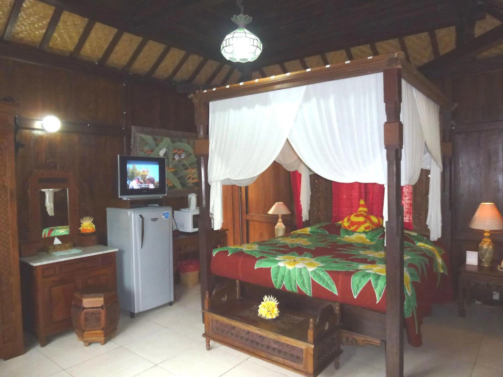 Gazebo Beach Hotel