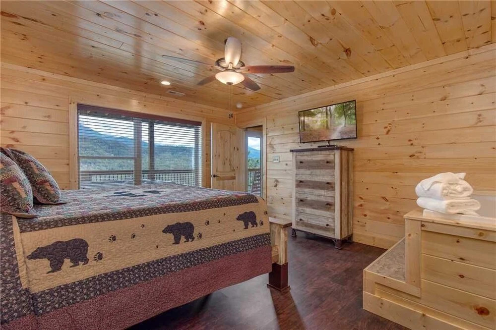 All About The View - Six Bedroom Cabin