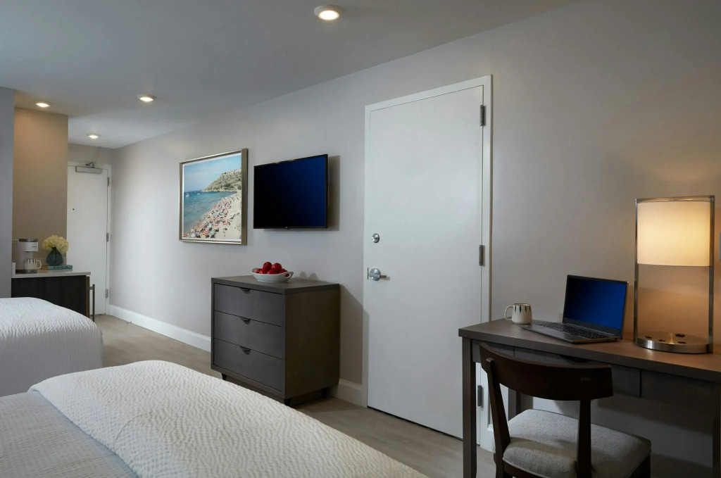 The Pointe Hotel