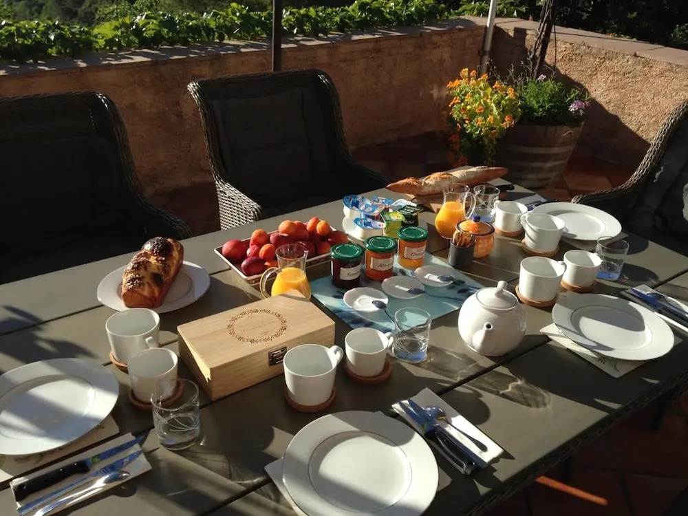 B&B LEstuve provencale