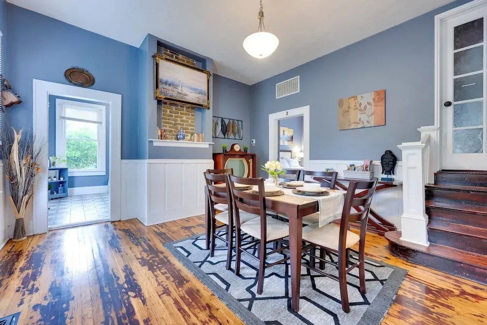 Charming Jacksonville Home ~ 2 Mi to Downtown!