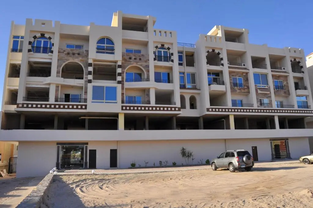 luxury Two bedroom Apartment with sea view