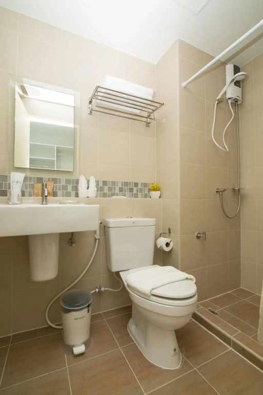 First Choice Suites By The Sea