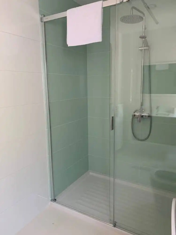 Charming 5-bed House in Ribeiro Frio