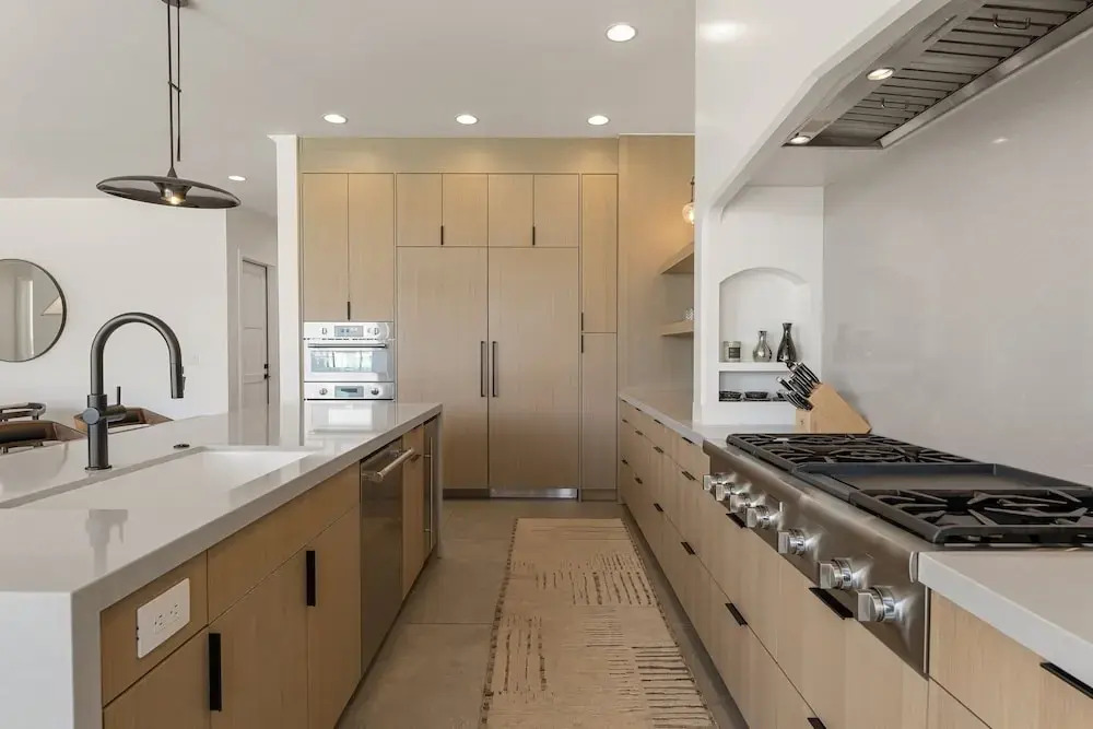 Luxury Beachside 7 Bedroom Home