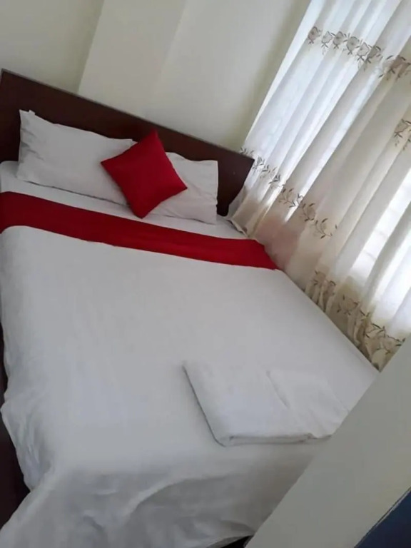 Queen Pearl Hostel