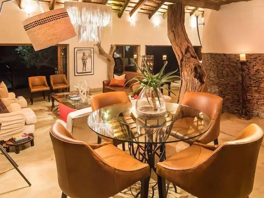 Royal Madikwe Luxury Safari Lodge