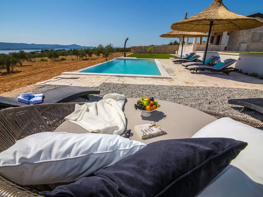 Spacious Villa in Biograd na Moru With Pool