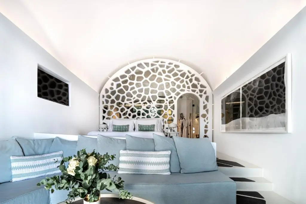Grace Hotel, Auberge Collection