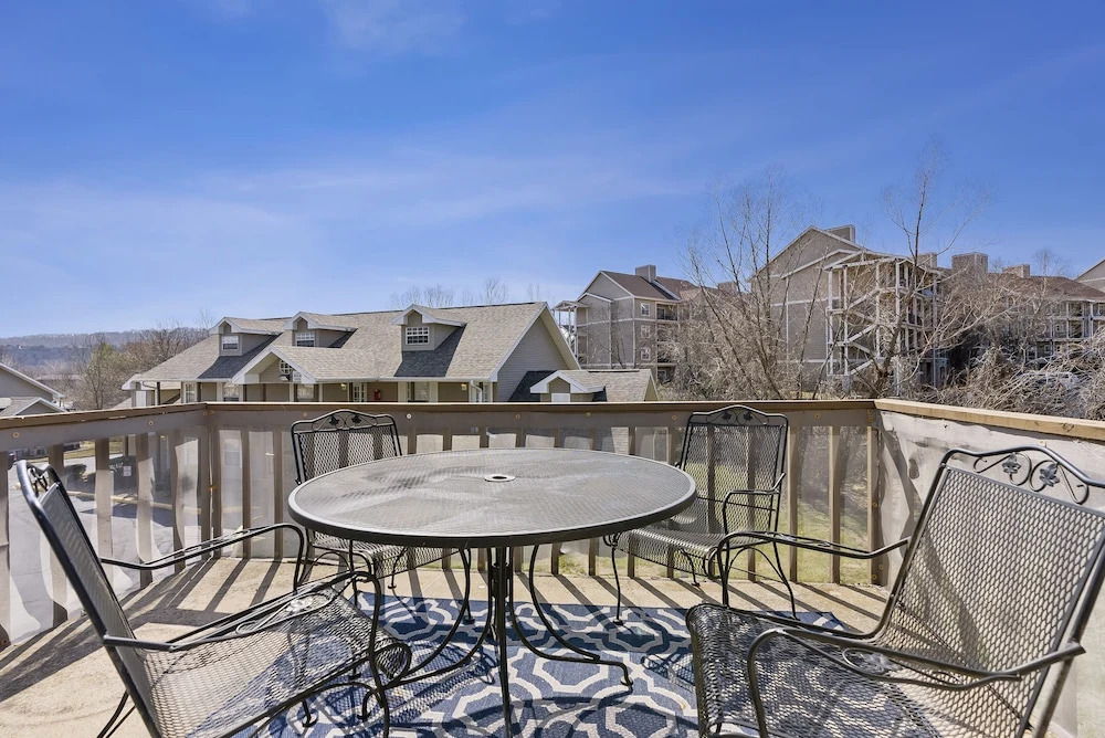 Memories in Branson 2 BDR in Amazing Location!