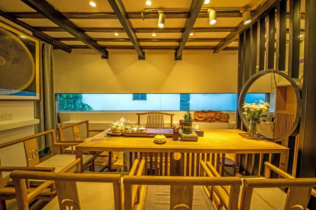 Langyue Hanfu Travel Theme Inn (Lijiang Ancient City Branch)