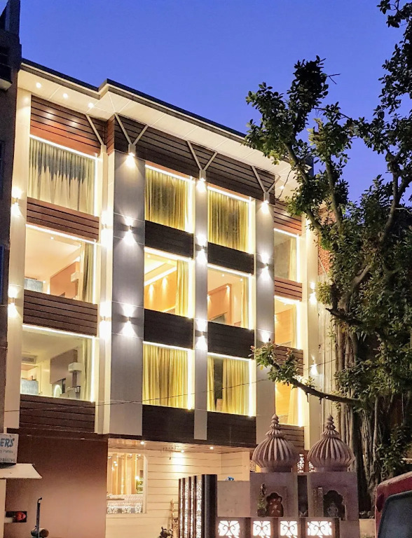 JRD Pride-Business Hotel