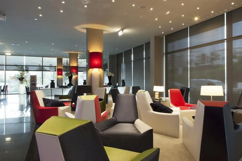 Holiday Inn Express Lisbon Alfragide by IHG
