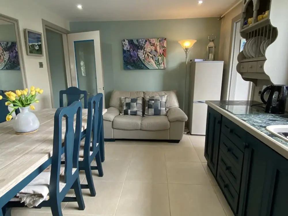 Remarkable 3-bed House in Belfast