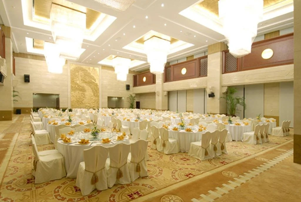Lakeside International Hotel