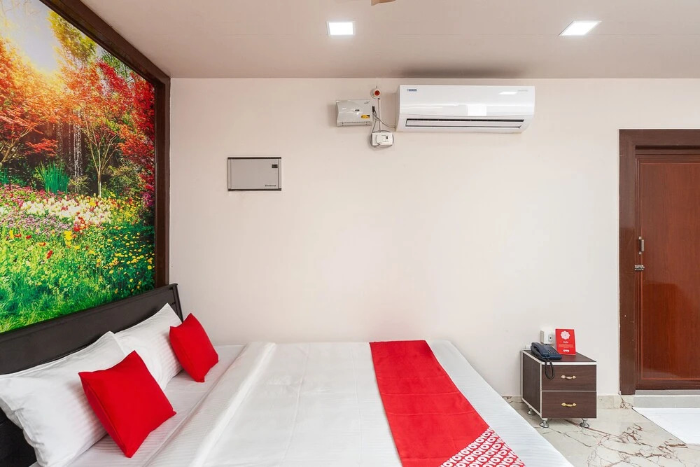 Pmr Guest Inn By OYO Rooms