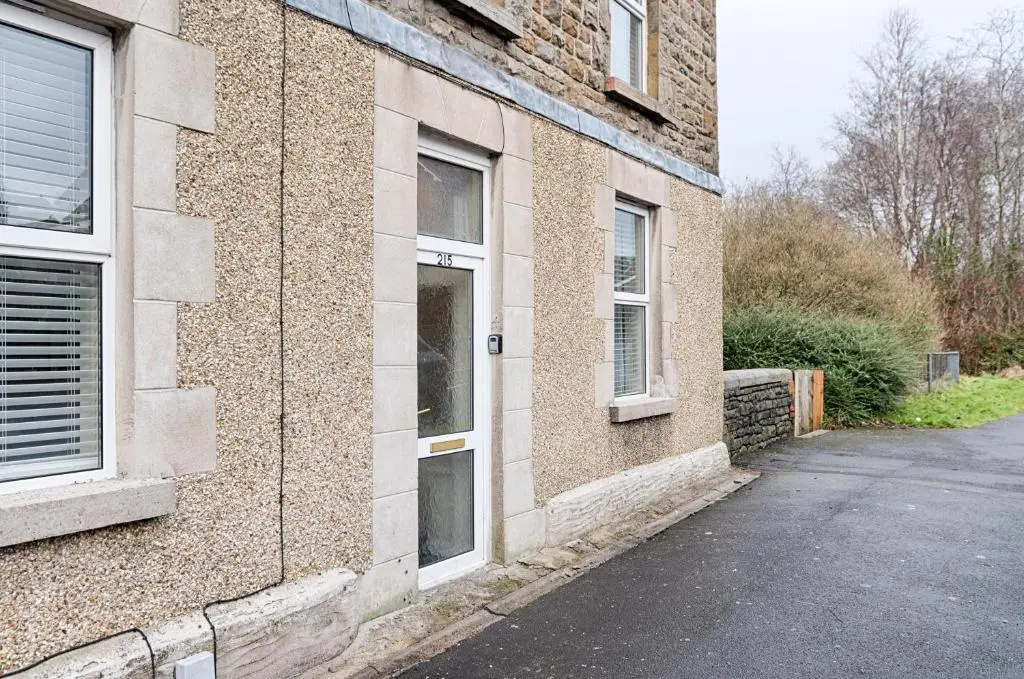 Perfect Location with Parking - Jersey House - TV in every Bedroom!