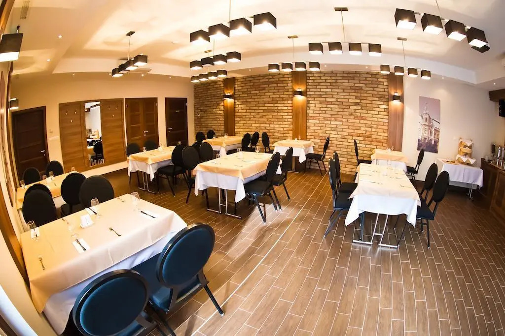 Oliva Hotel