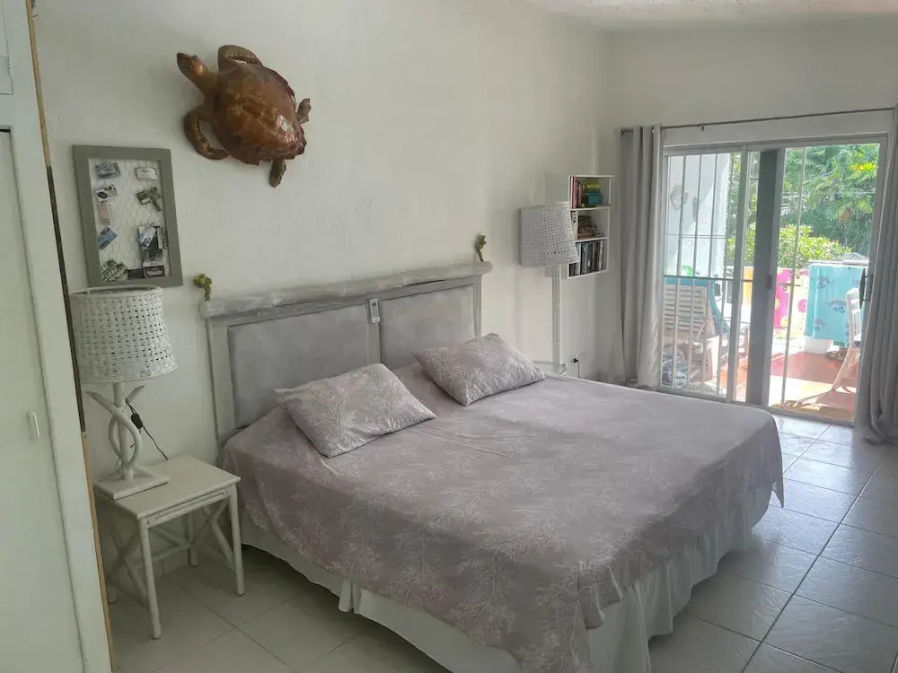 The Art Studio 12 Beachfront Apartment Barbados