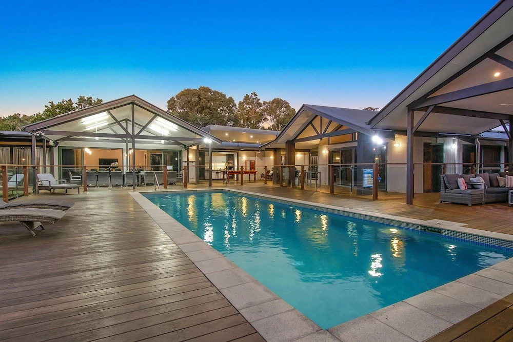 A PERFECT STAY - Lennox Unique Coastal Retreat