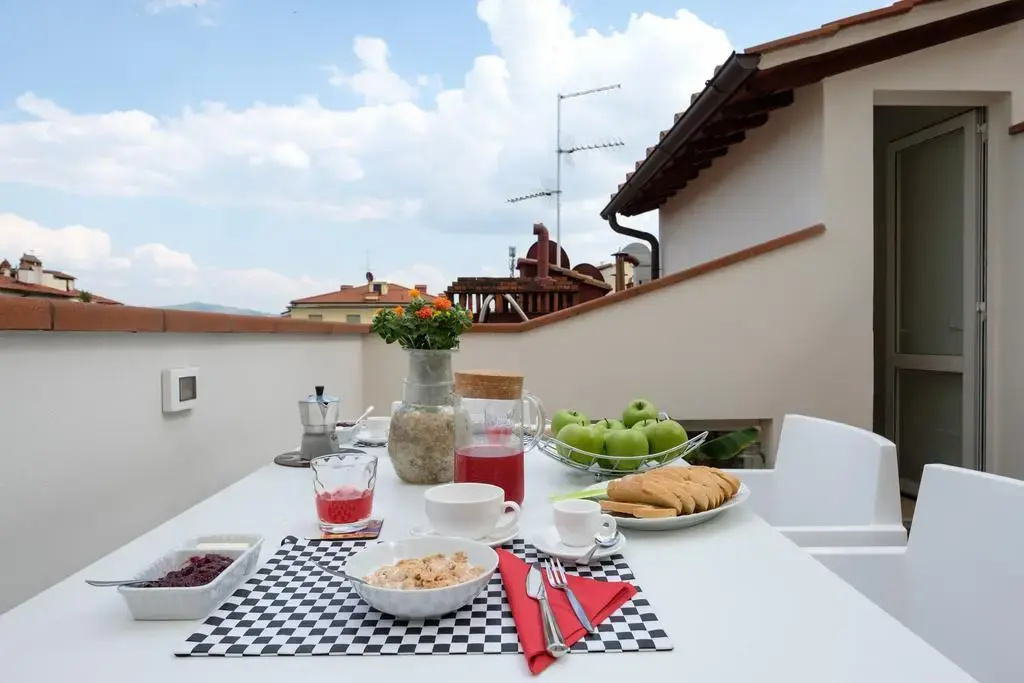 Apartment for 6 with Terrace And Parking