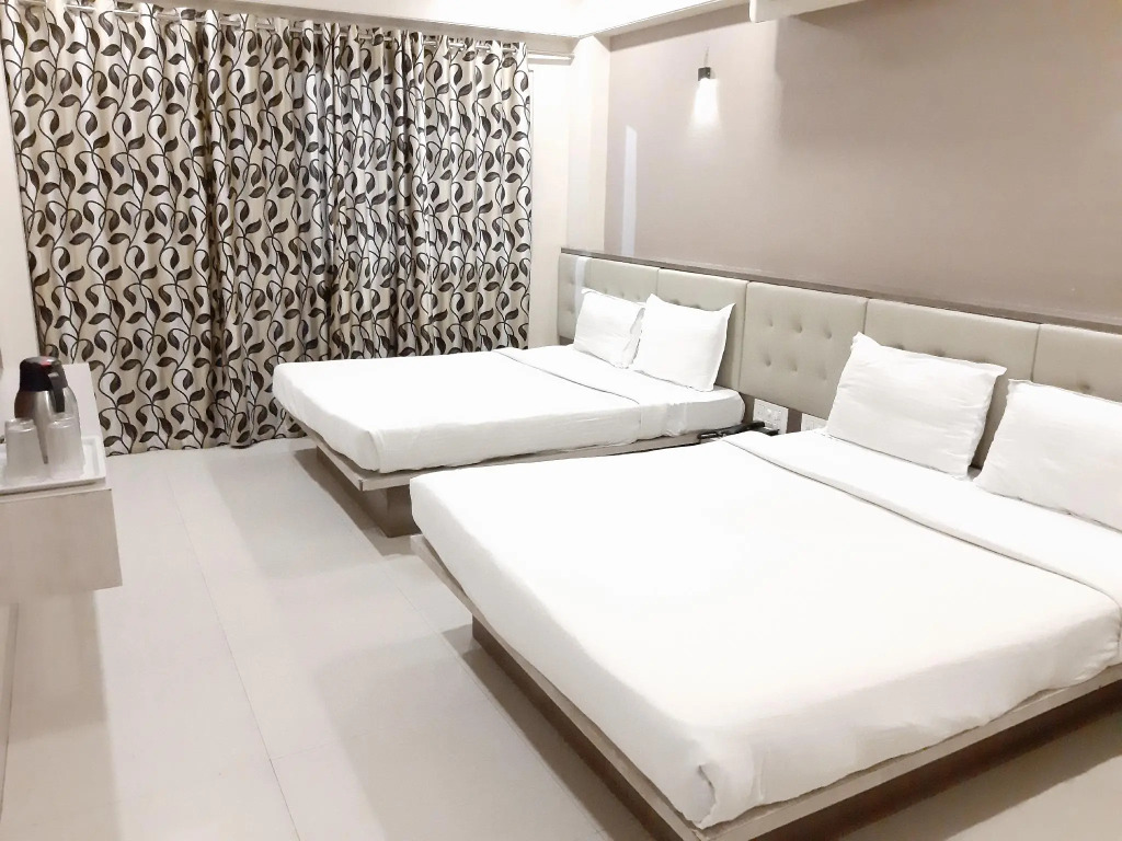 Hotel Sai Chhatra