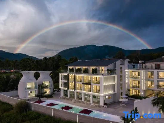 Water Cloud Manor