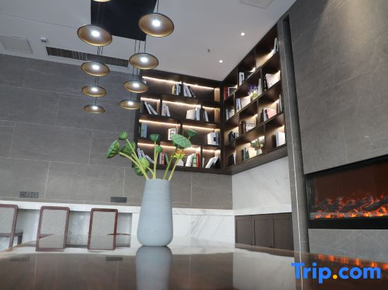 Zhoukou Baisheng International Hotel