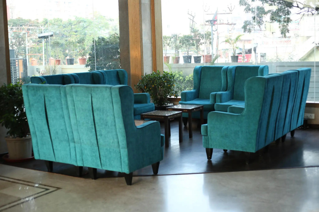 V7 Hotel